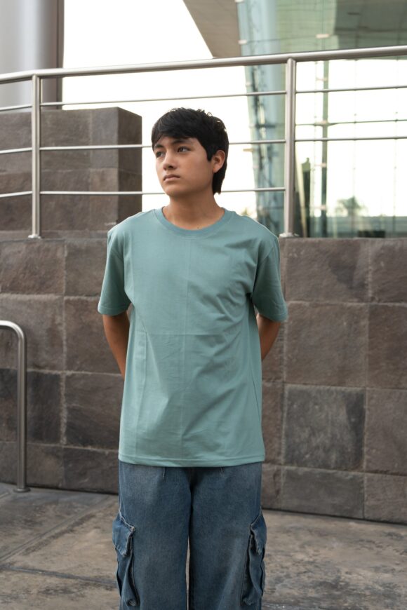 Polo Básico Hombre – Verde Cemento - Imagen 3